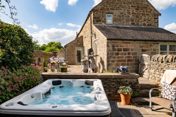 Heather-Cottage-Hot-Tub Heather cottage hot tub