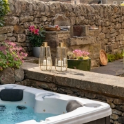 Heather cottage hot tub and BBQ