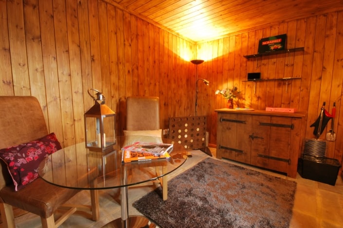 Heather Cottage Den