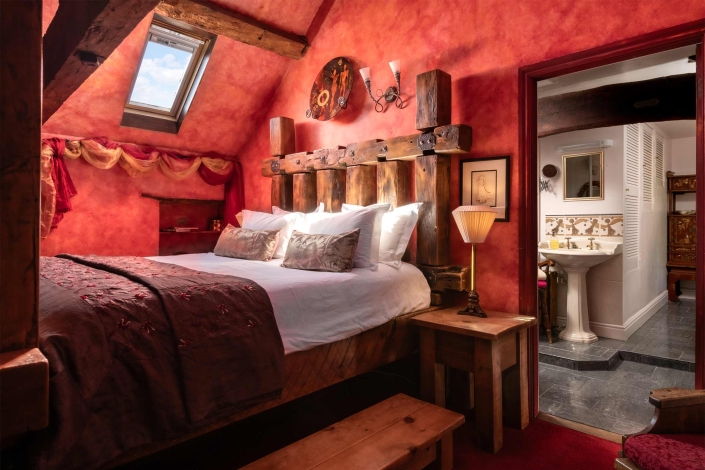 Dannah Farm Hay Loft suite bed