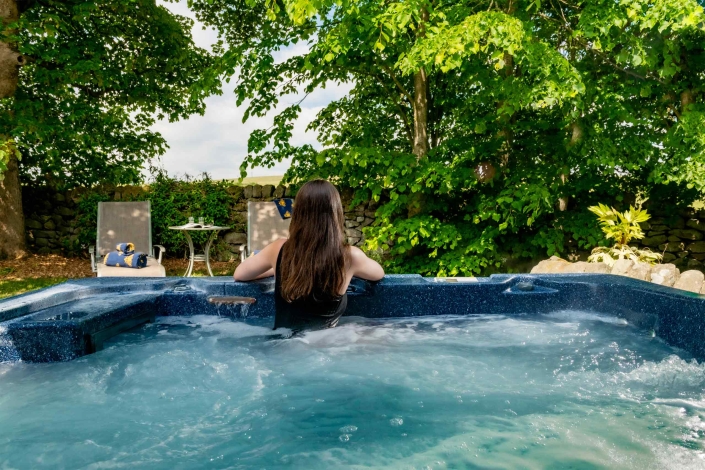 Dannah Farm Hay Loft suite hot tub